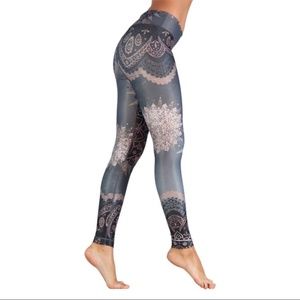Niyama Sol Dancing Beauty Legging
